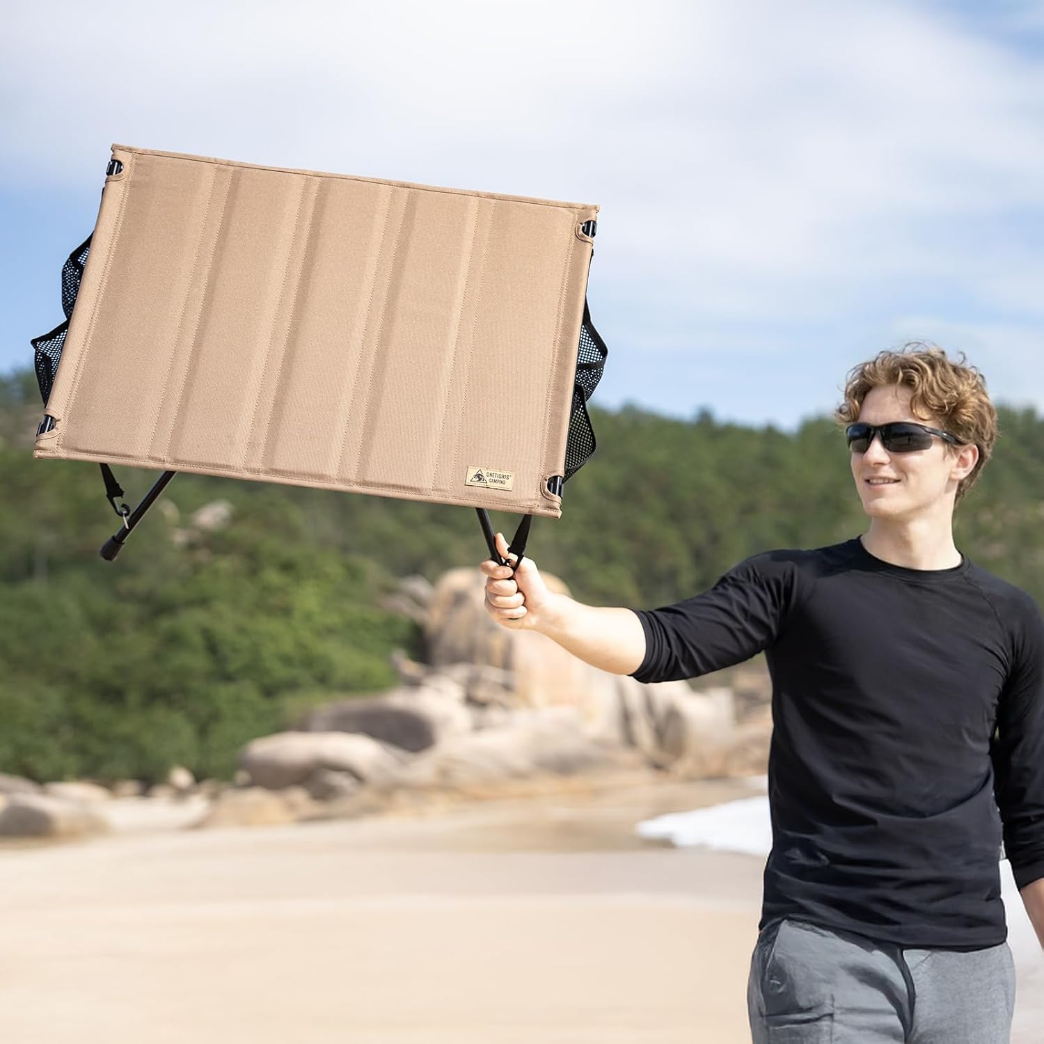 Ultralight Foldable Camping Ta - Outdoor Adventure Images recensie en prijs